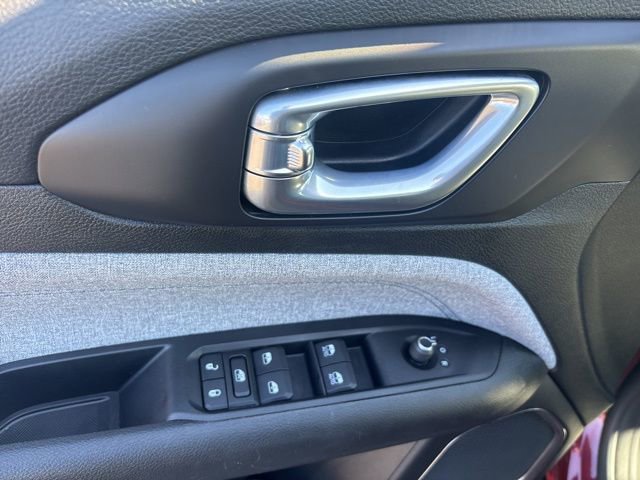 Used 2022 Jeep Compass Latitude image 8