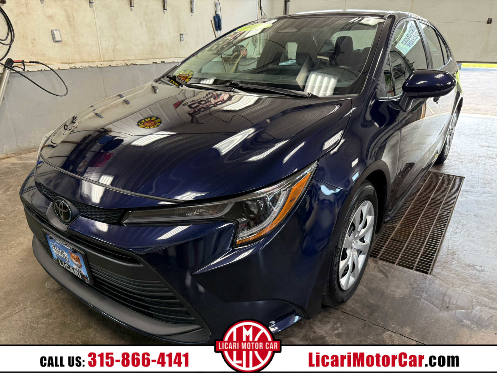 Used 2024 Toyota Corolla LE image 1