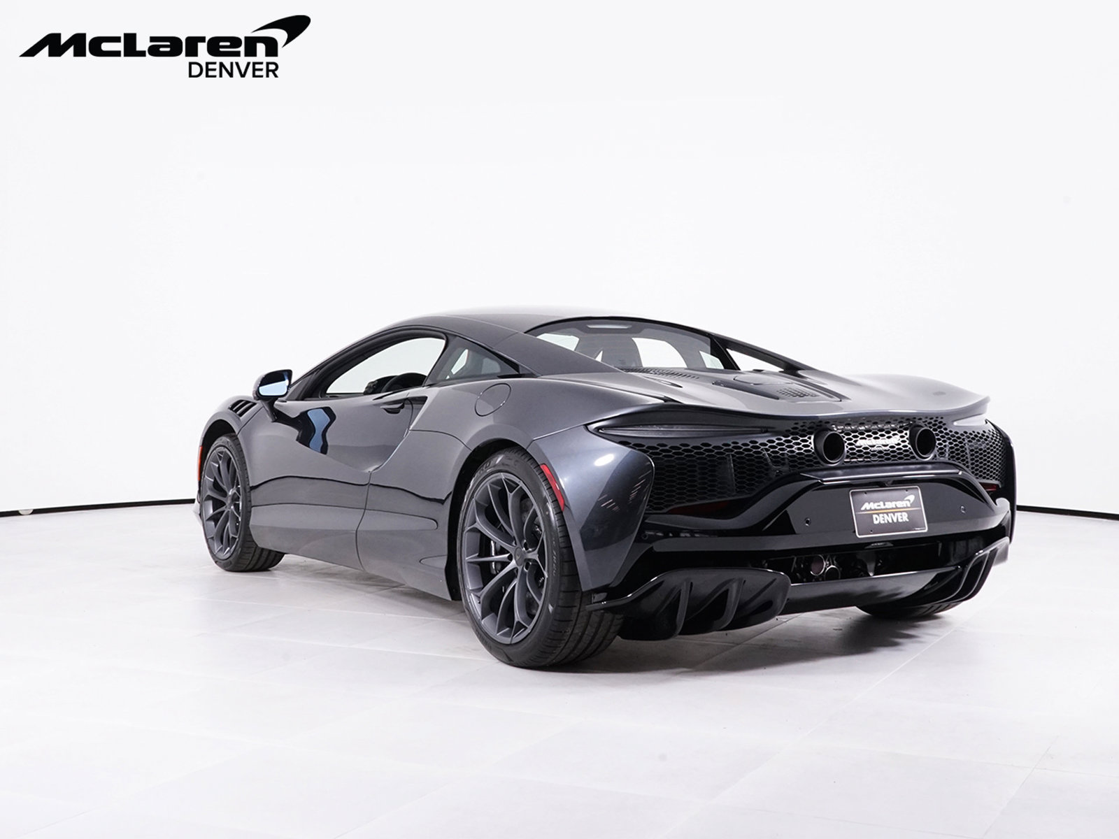 New 2026 McLaren Artura RWD image 3
