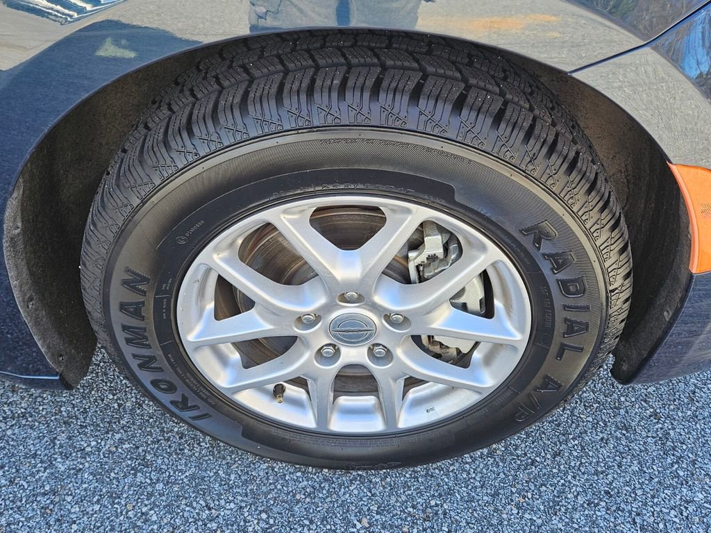 Used 2023 Chrysler Pacifica Touring-L image 17