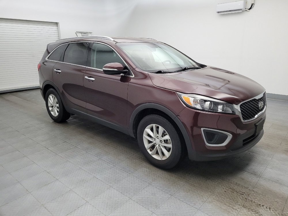 Used 2016 Kia Sorento LX image 11