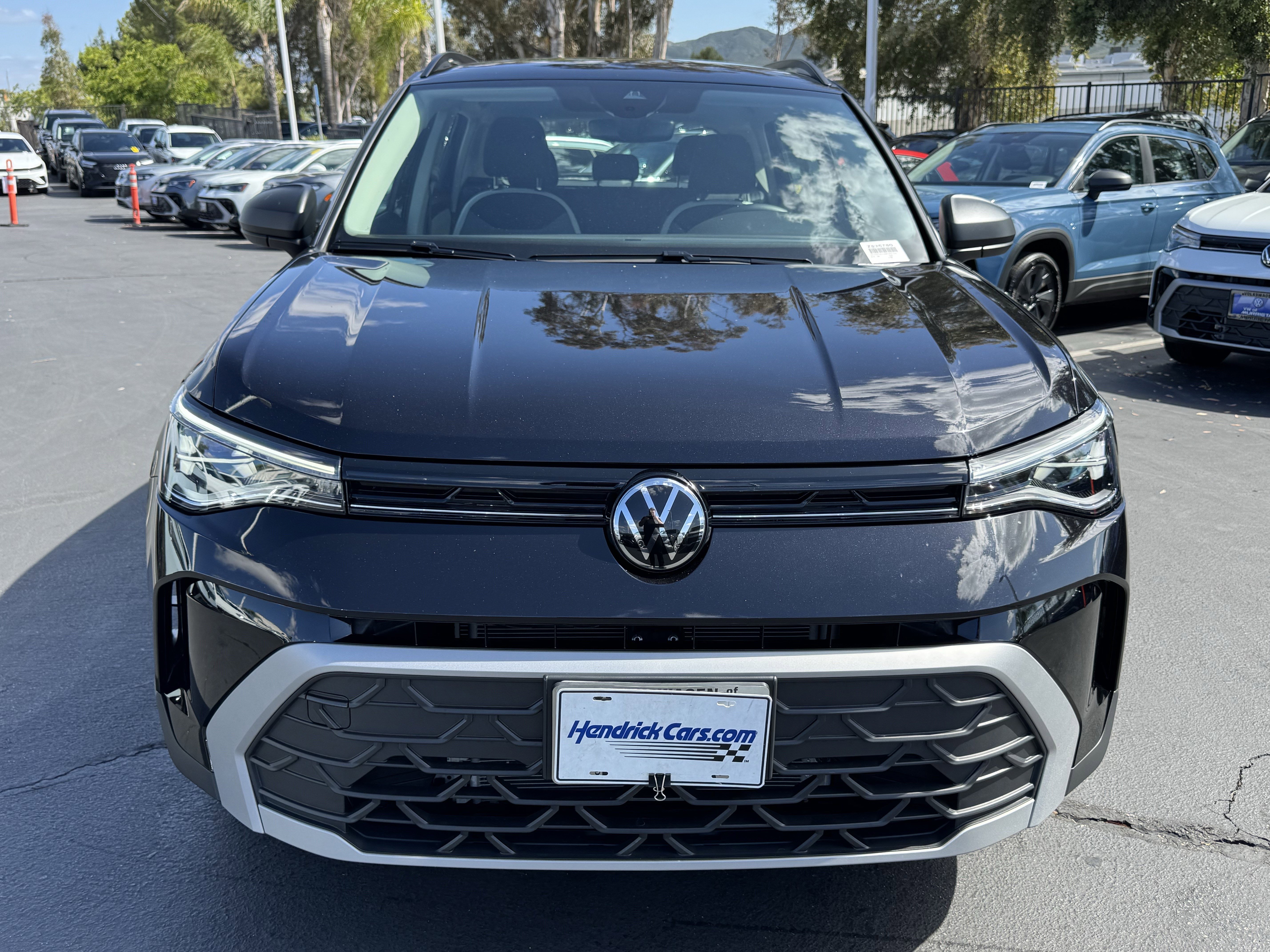 Used 2025 Volkswagen Taos S FWD image 3
