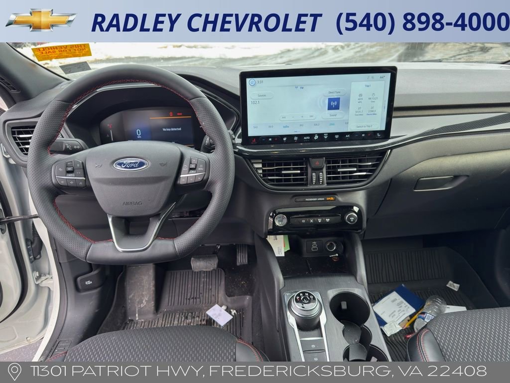 Used 2025 Ford Escape ST-Line w/ Equipment Group 301A image 32