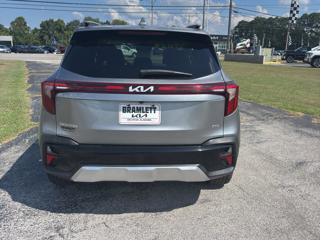 Certified 2024 Kia Seltos SX w/ SX Sunroof Package image 3