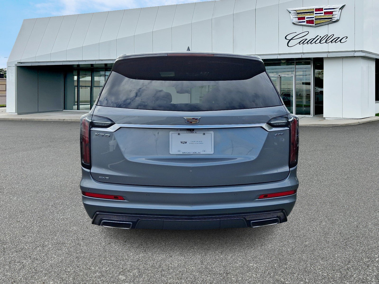 Used 2024 Cadillac XT6 Sport AWD/4WD image 4