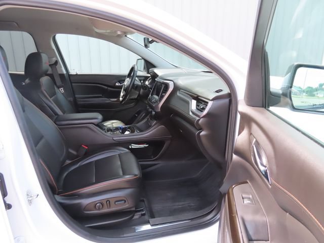 Used 2023 GMC Acadia AT4 w/ Technology Package AWD/4WD image 23