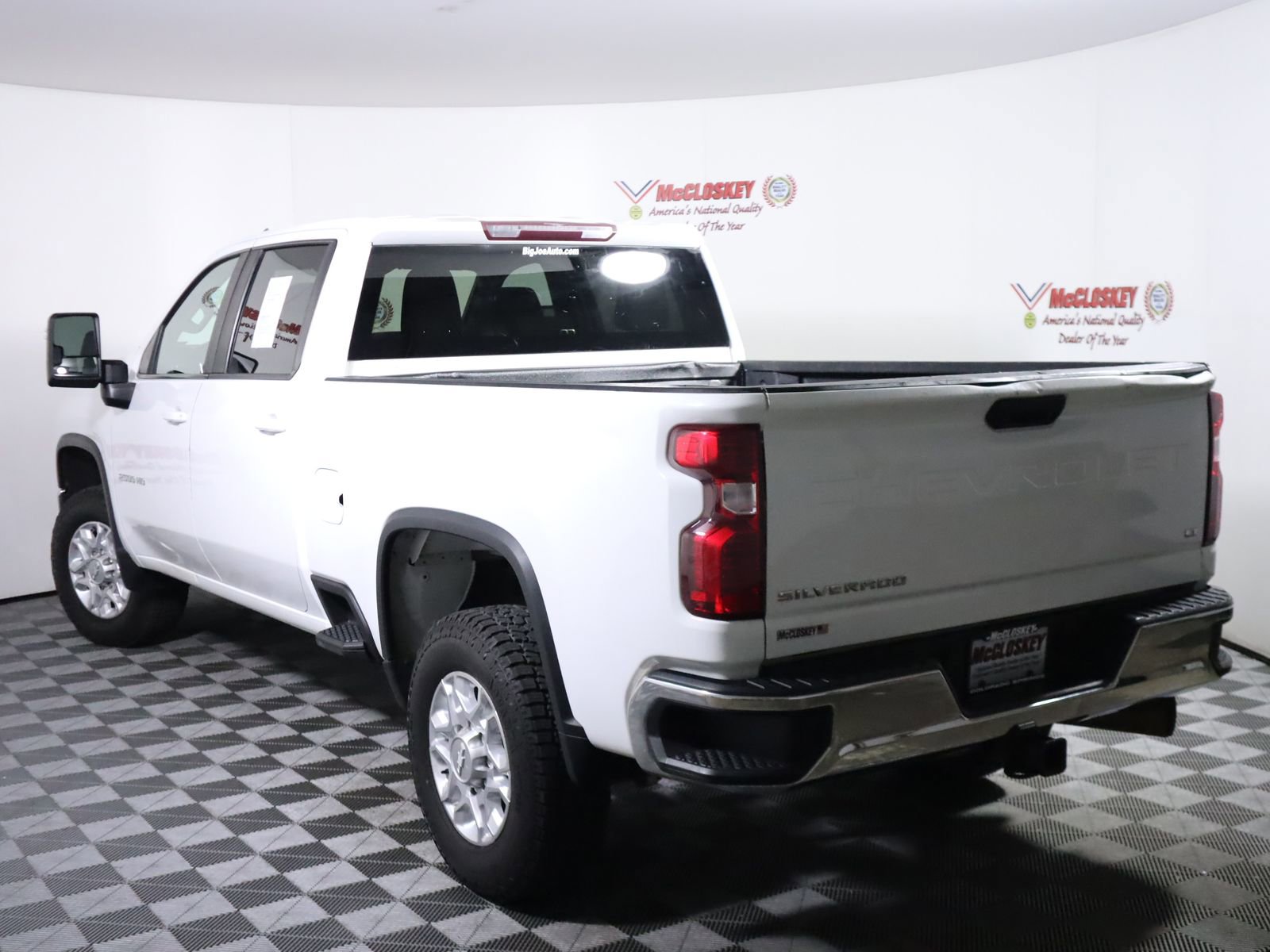 Used 2020 Chevrolet Silverado 2500 LT w/ Z71 Off-Road Package image 10