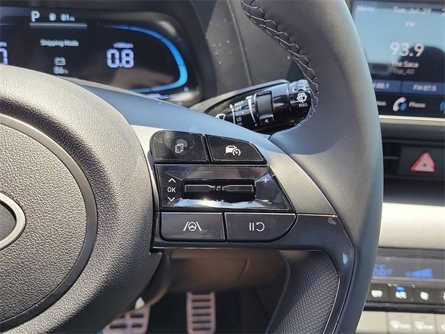 New 2025 Hyundai Elantra Sport image 5