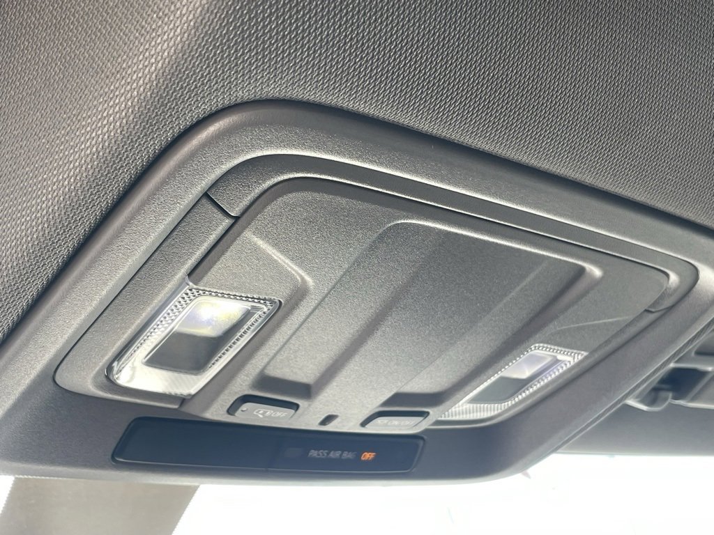 Used 2023 GMC Sierra 2500 Pro w/ Gooseneck/5TH Wheel Package image 17