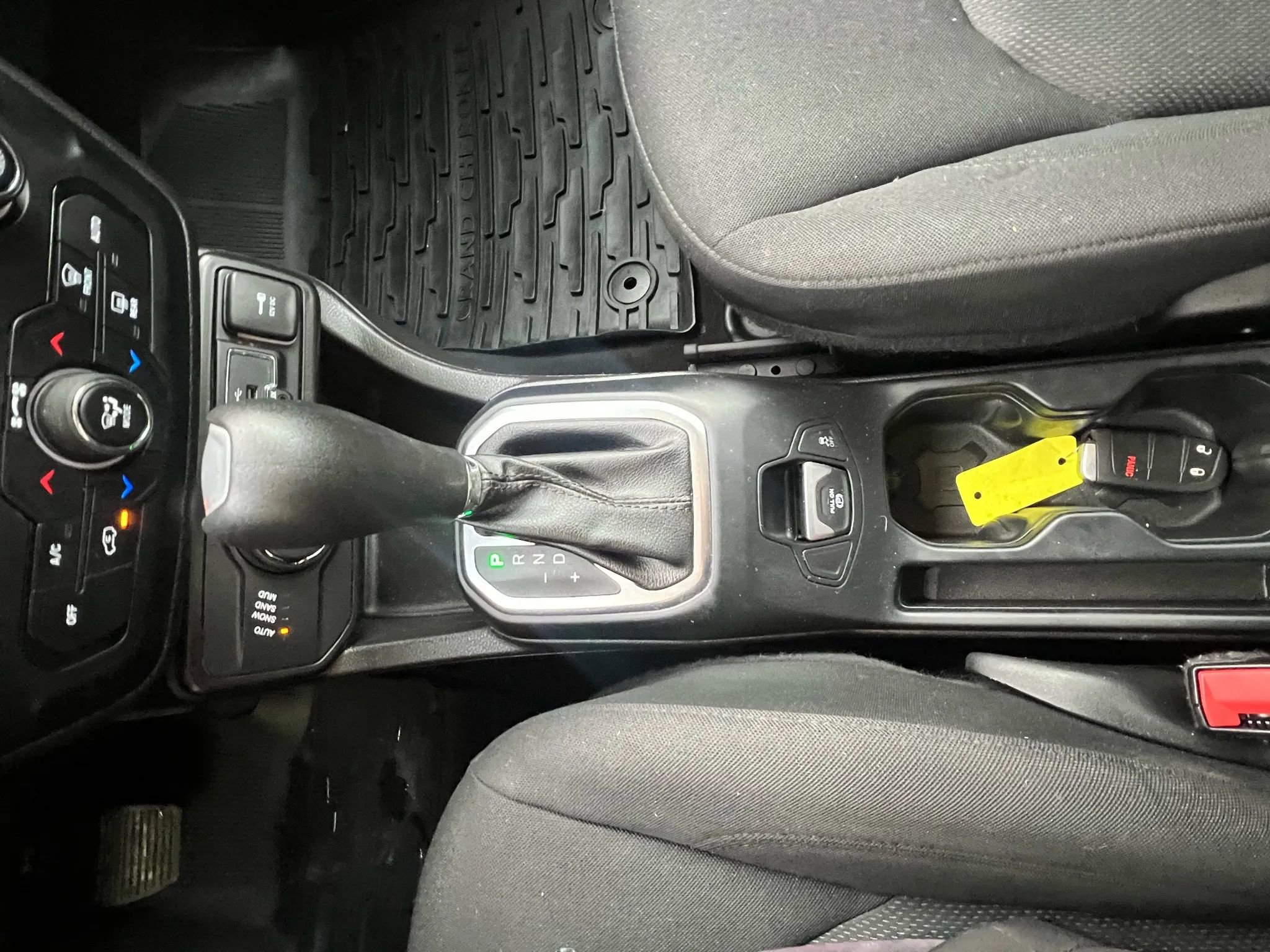 Used 2021 Jeep Renegade Sport image 21