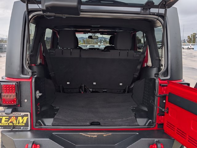 Used 2018 Jeep Wrangler Unlimited Sport S AWD/4WD image 10