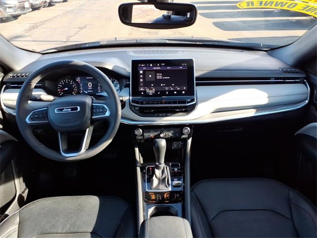 Certified 2023 Jeep Compass Limited image 18