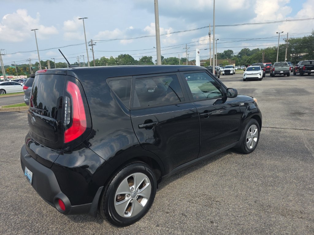 Used 2014 Kia Soul FWD image 4