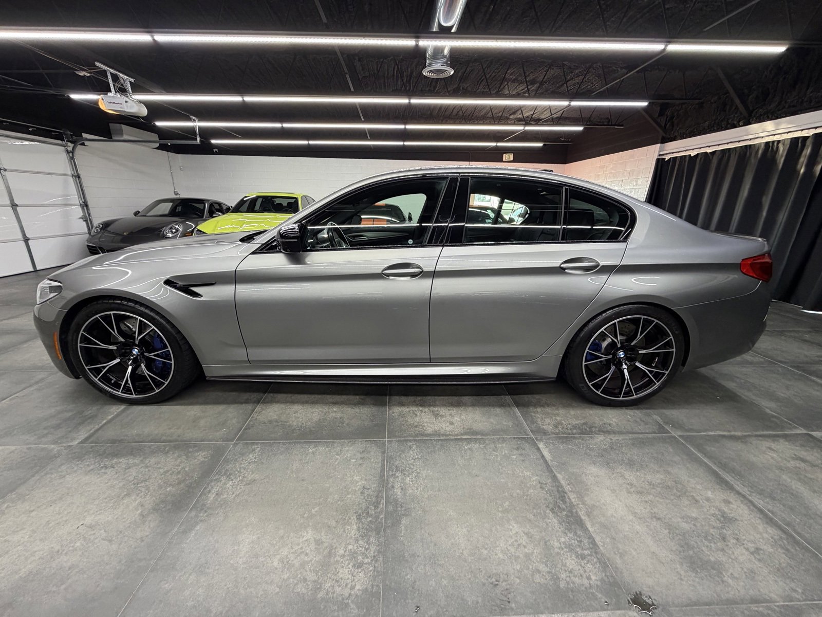 Used 2019 BMW M5 w/ Executive Package image 3