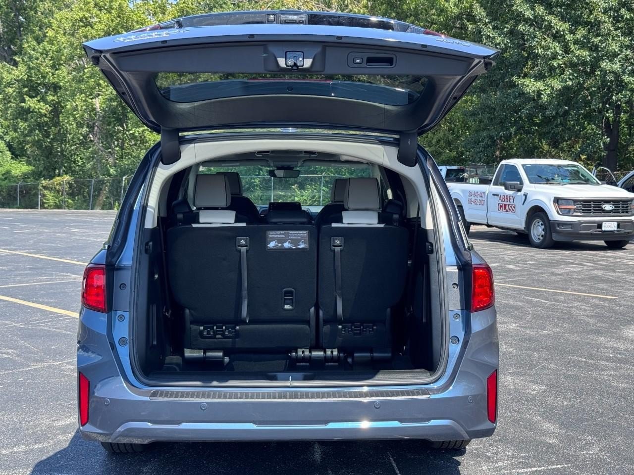 Certified 2025 Honda Odyssey Elite image 4
