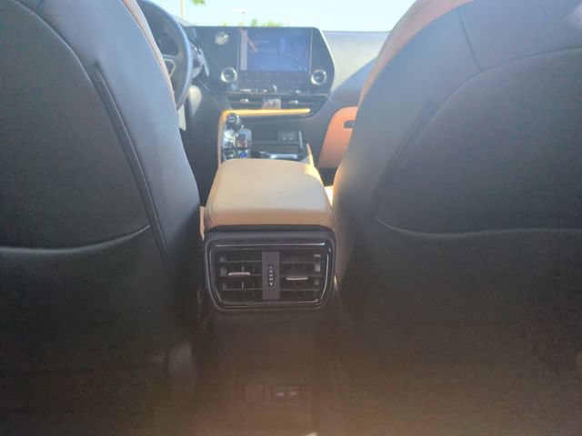 Used 2025 Lexus NX 250 FWD w/ Accessory Package (K3) image 32