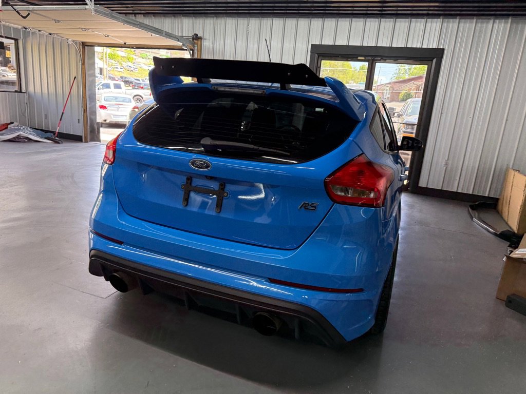 Used 2017 Ford Focus RS AWD/4WD image 12
