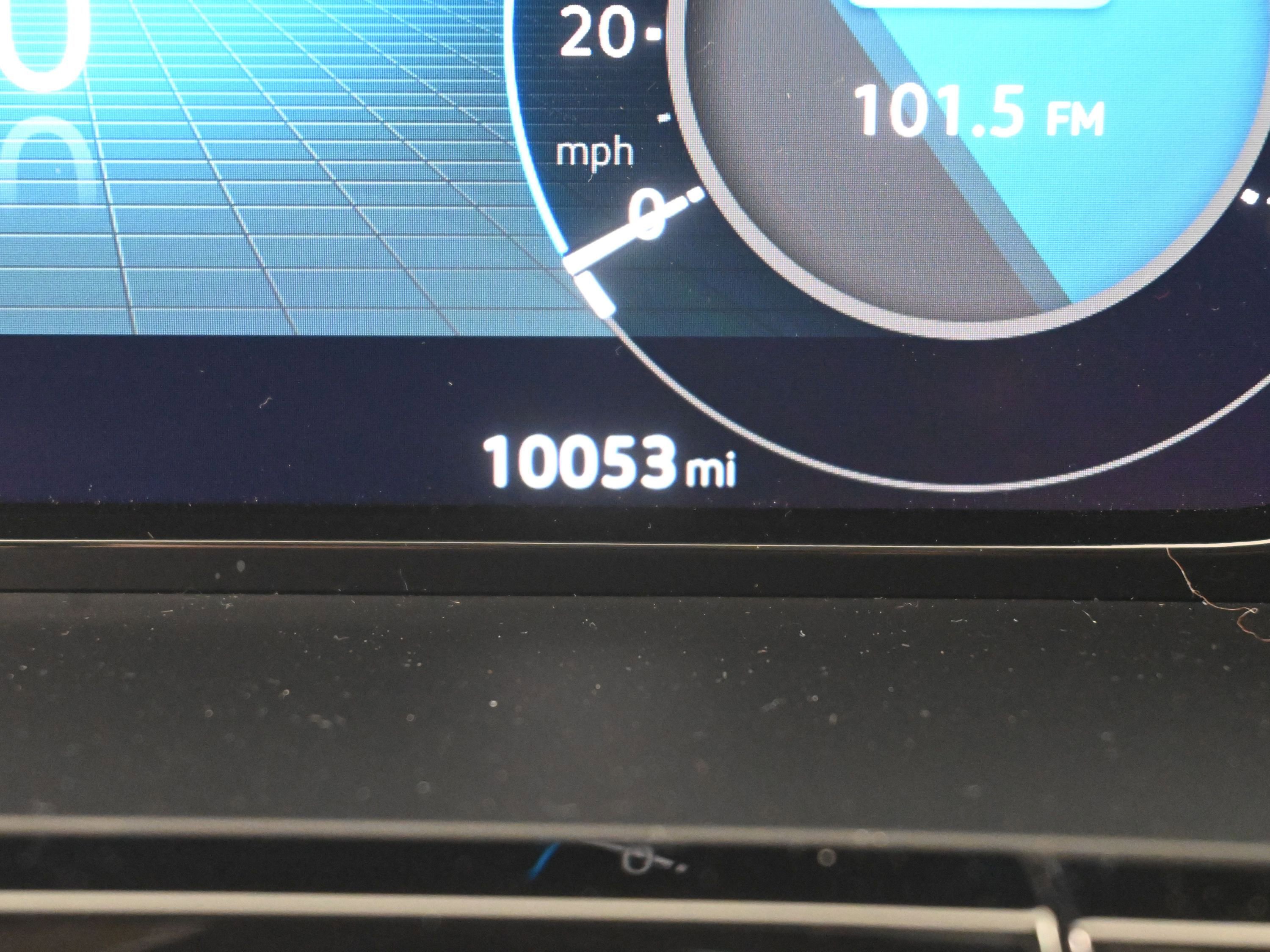 Used 2025 Volkswagen Atlas SEL Premium R-Line image 18