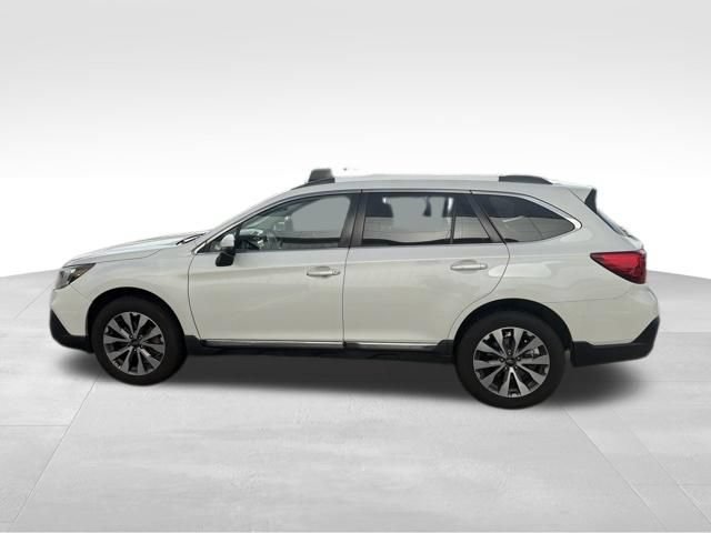 Used 2018 Subaru Outback 3.6R Touring AWD/4WD image 7