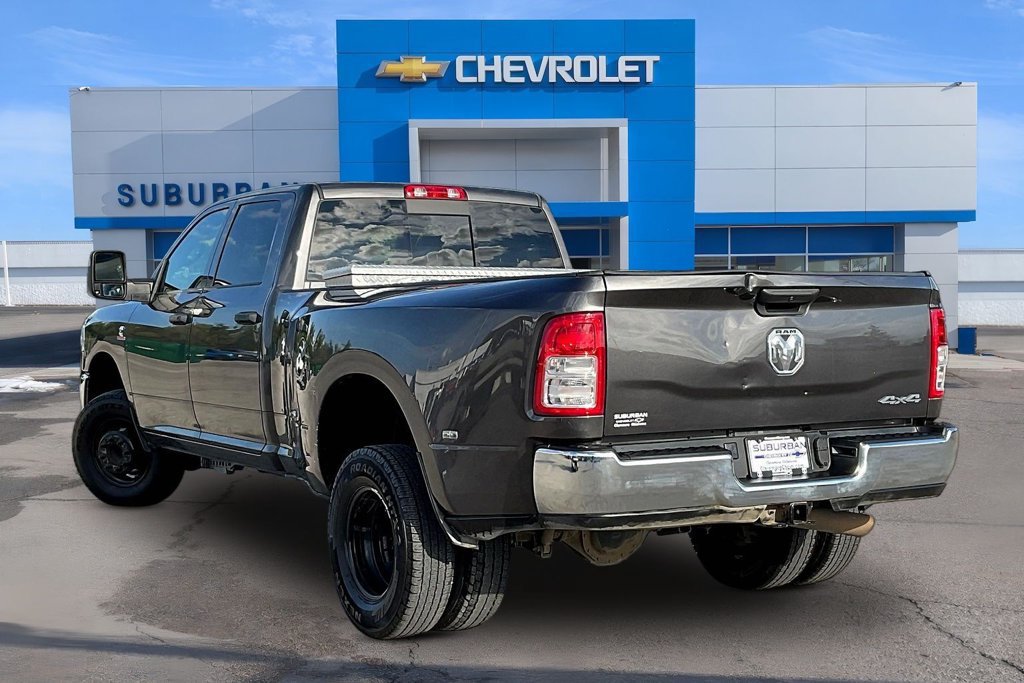 Used 2024 RAM 3500 Tradesman w/ Chrome Appearance Group AWD/4WD image 3