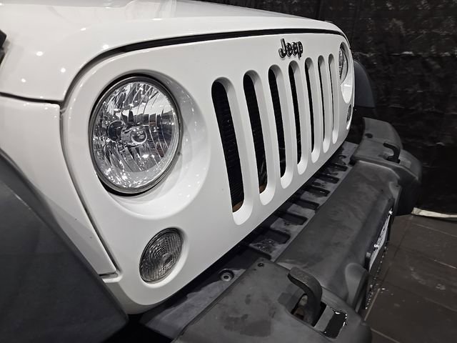Used 2015 Jeep Wrangler Sport w/ Quick Order Package 24S AWD/4WD image 5