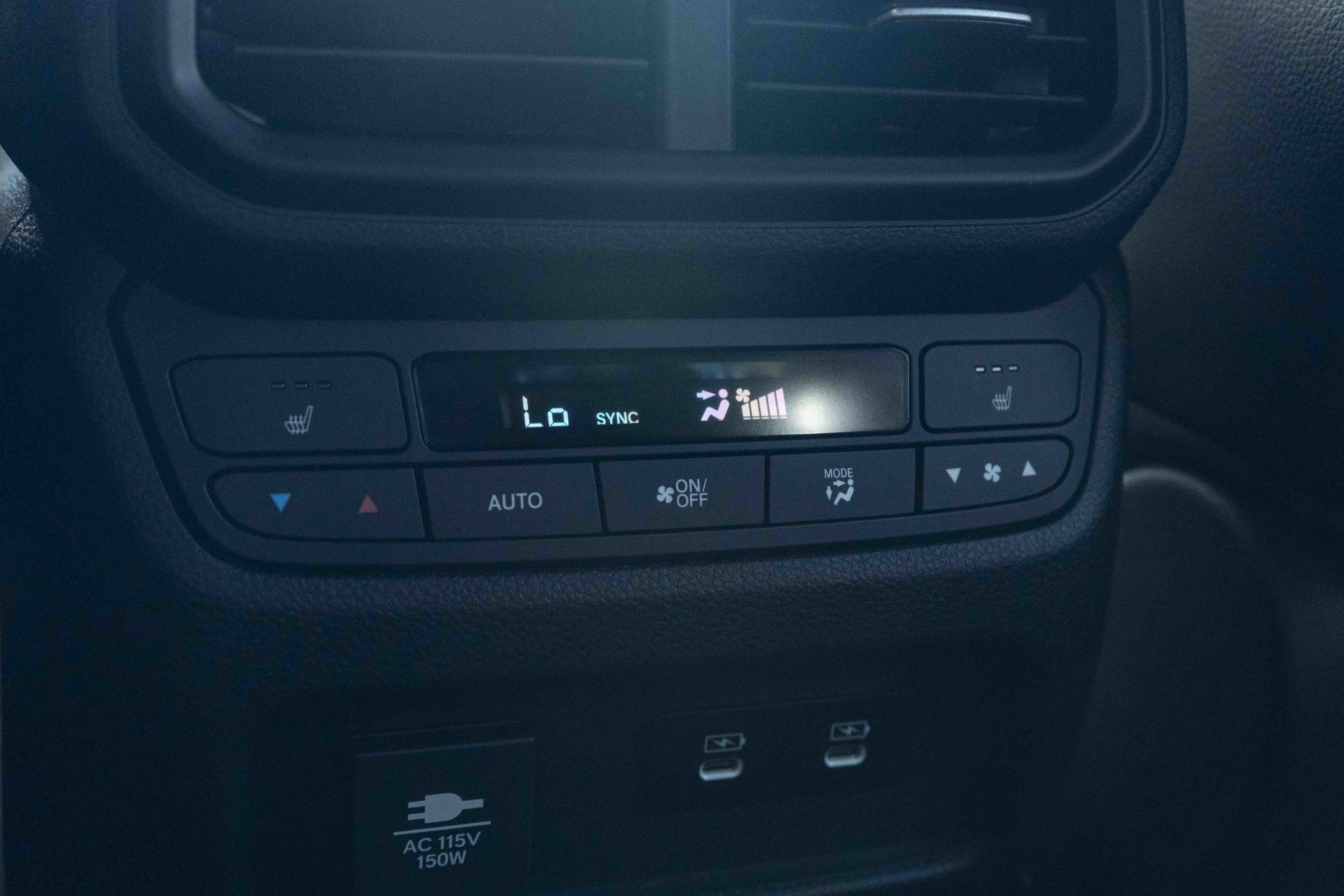 Used 2026 Honda Pilot Black Edition image 43