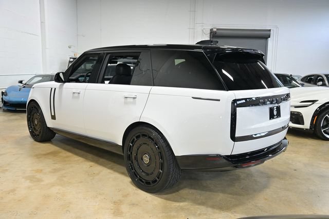 Used 2026 Land Rover Range Rover Long Wheelbase SE AWD/4WD image 8
