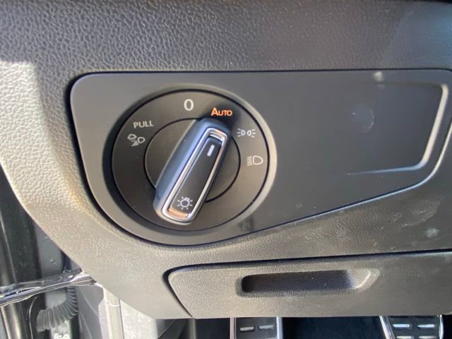 Used 2024 Volkswagen Tiguan SEL R-Line AWD/4WD image 16