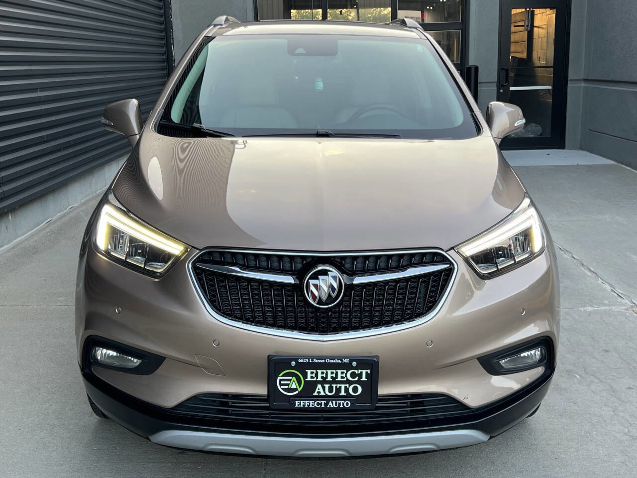 Used 2019 Buick Encore Essence w/ Experience Buick Package image 4