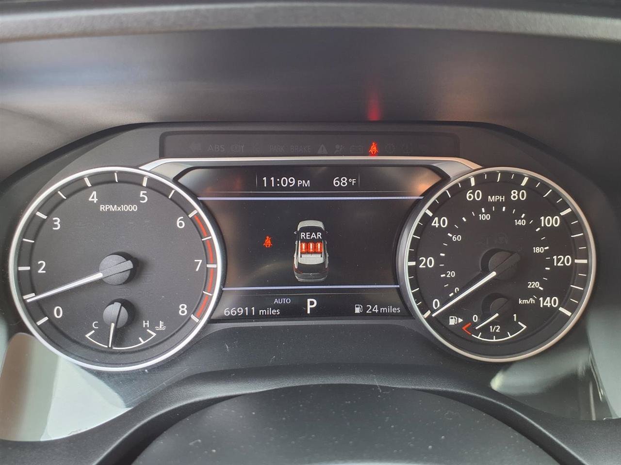 Used 2024 Nissan Rogue S AWD/4WD image 15