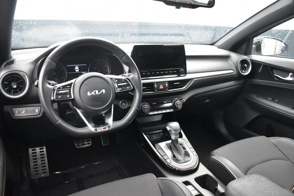 Certified 2023 Kia Forte GT-Line w/ GT-Line Premium Package FWD image 11