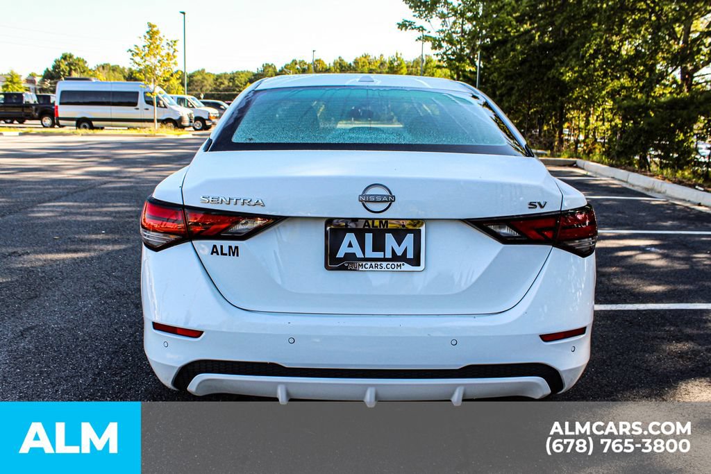Used 2024 Nissan Sentra SV FWD image 10