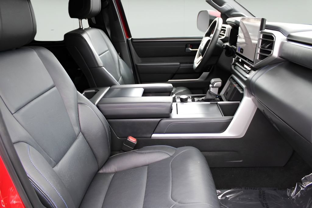 Used 2024 Toyota Tundra Platinum AWD/4WD image 26