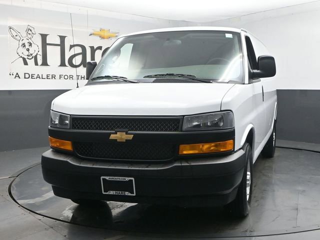 New 2026 Chevrolet Express 2500 image 7