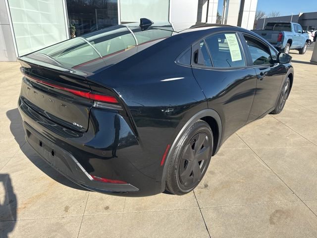 Used 2025 Toyota Prius LE image 7