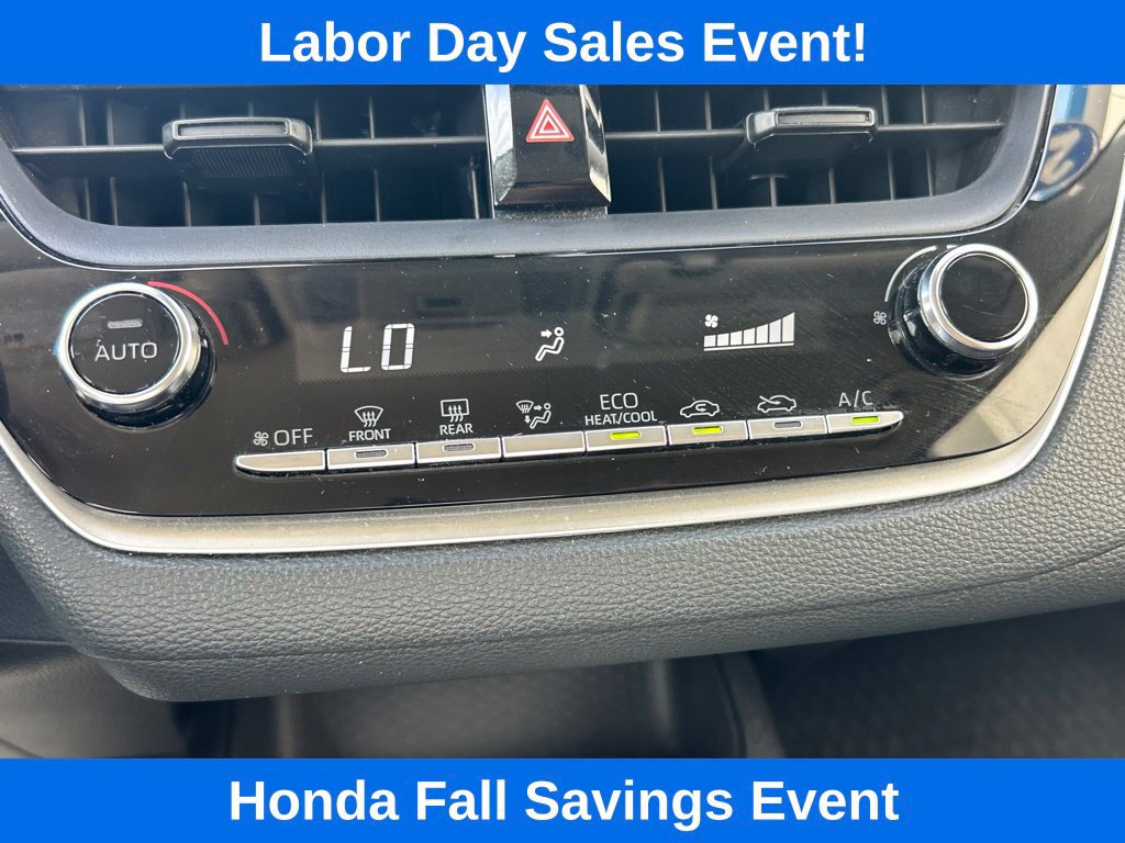 Used 2022 Toyota Corolla LE FWD image 23