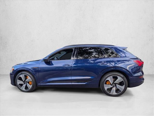 Used 2022 Audi e-tron Premium Plus w/ Premium Plus Package AWD/4WD image 8
