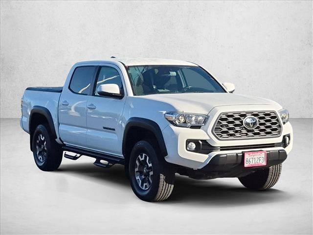 Used 2021 Toyota Tacoma TRD Off-Road w/ Technology Package AWD/4WD image 3
