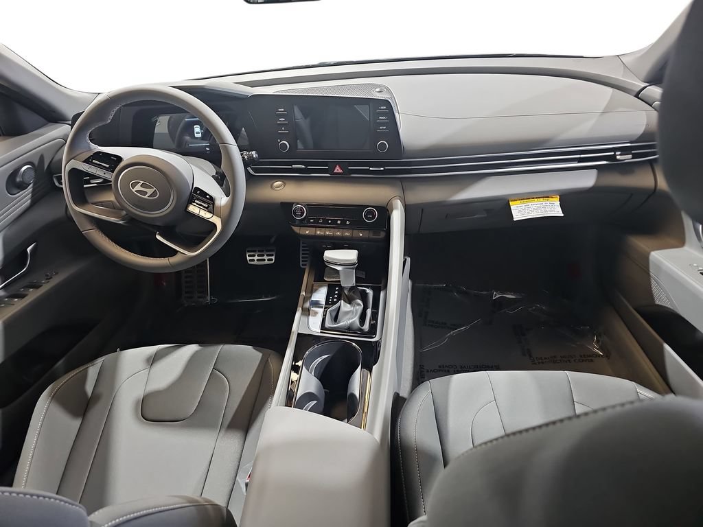 New 2026 Hyundai Elantra SEL Sport Premium FWD image 9