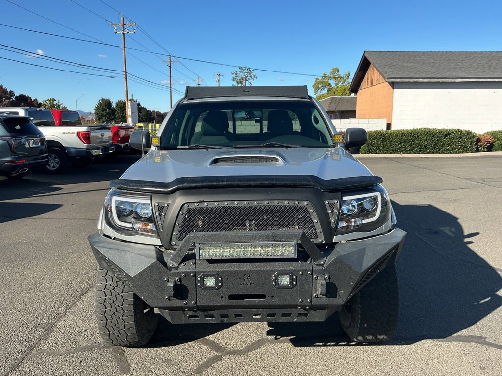 Used 2010 Toyota Tacoma 4x4 Access Cab V6 image 3