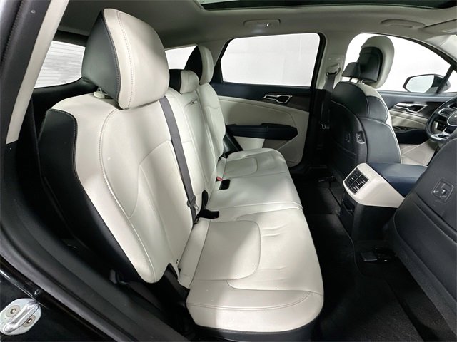 Used 2023 Kia Sportage EX w/ EX Premium Package image 26