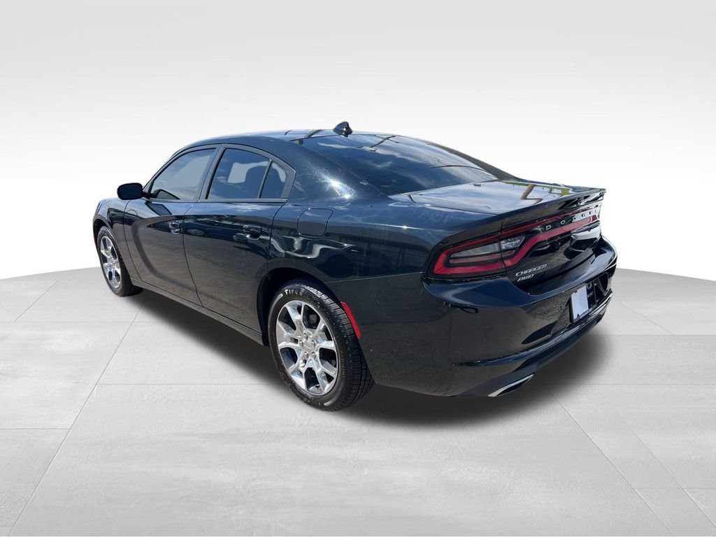 Used 2017 Dodge Charger SXT w/ AWD Plus Group image 5