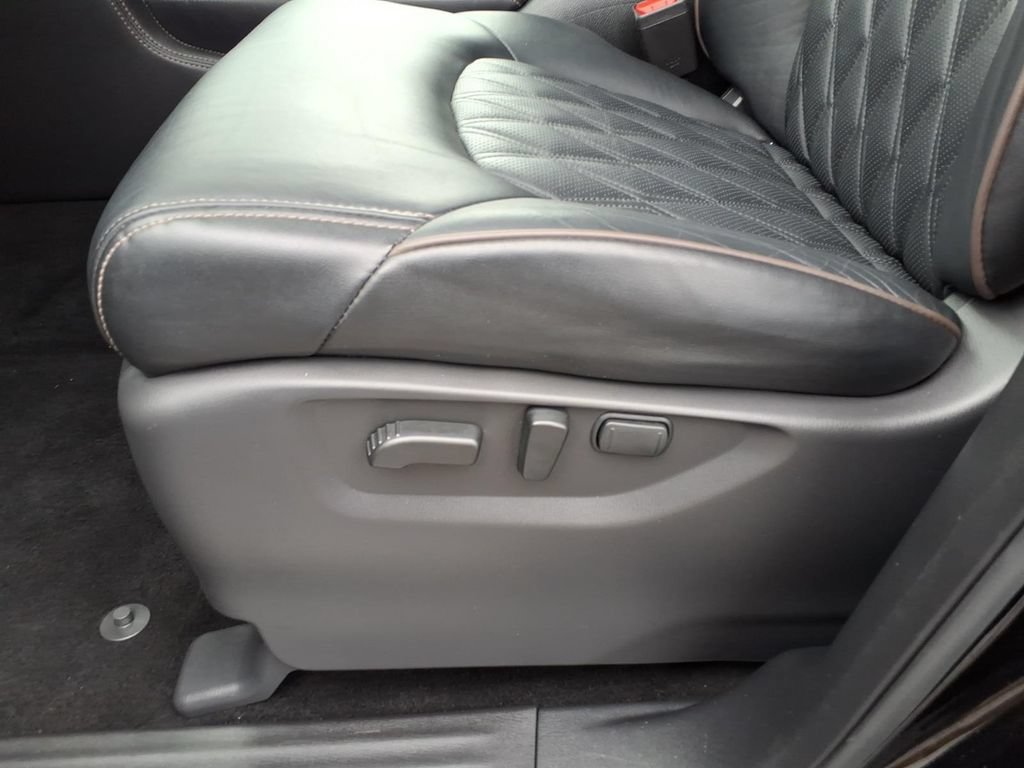 Used 2023 Nissan Armada Platinum w/ Captain's Chairs Package AWD/4WD image 15