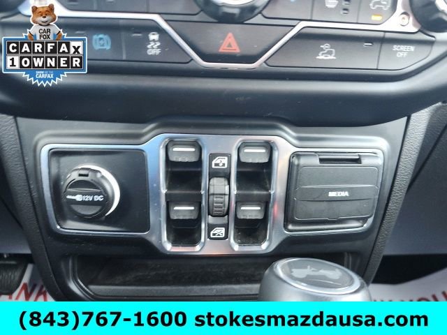 Used 2023 Jeep Wrangler Unlimited Sahara w/ Cold Weather Group image 32