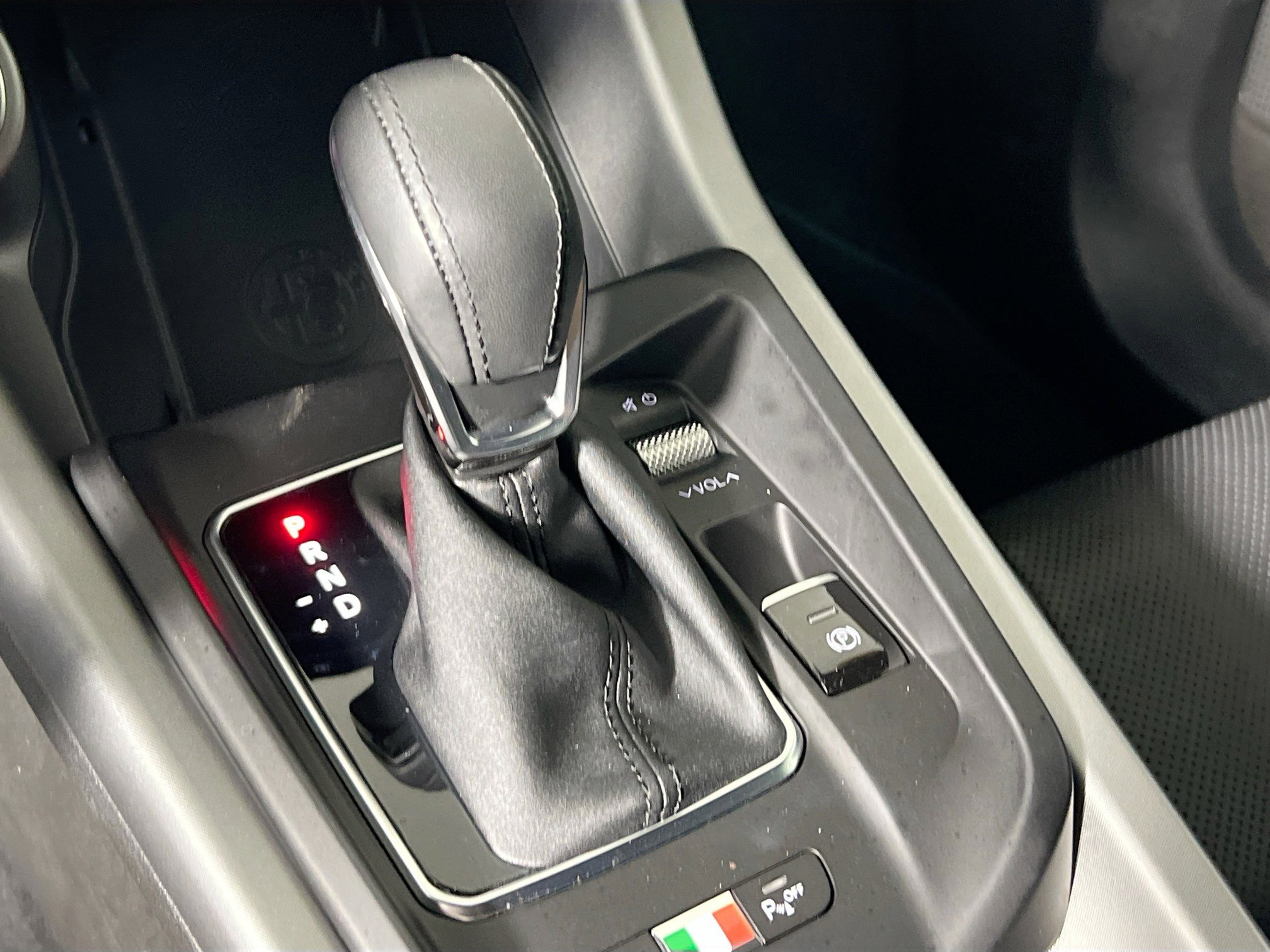 Used 2024 Alfa Romeo Tonale Veloce image 25