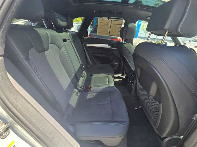 Used 2023 Audi Q5 e Prestige w/ Prestige Package AWD/4WD image 12