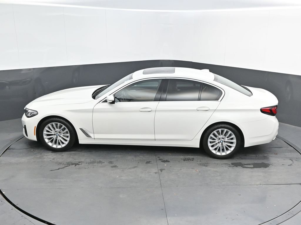 Certified 2023 BMW 530i w/ Convenience Package image 40