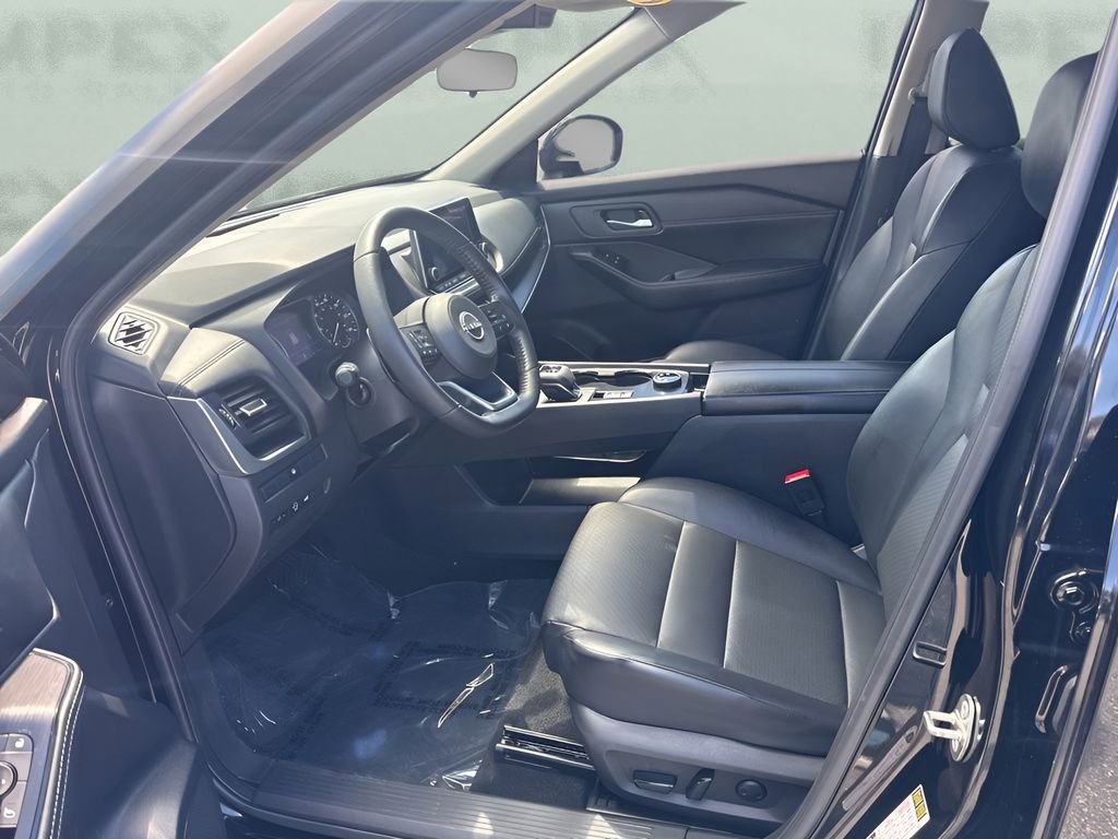 Used 2024 Nissan Rogue SV w/ SV Premium Package AWD/4WD image 9