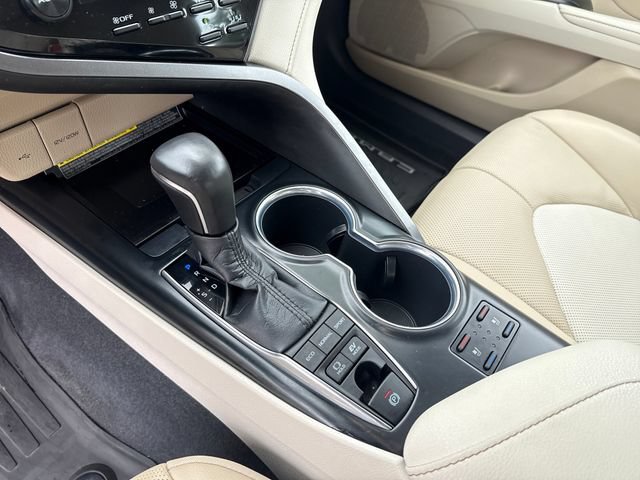 Used 2020 Toyota Camry XLE w/ Driver Assist Package FWD image 27