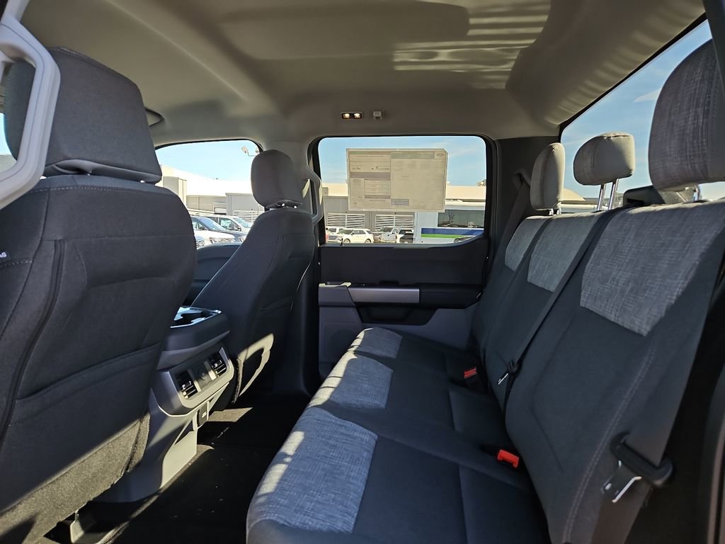New 2026 Ford F250 XLT w/ FX4 Off-Road Package image 19